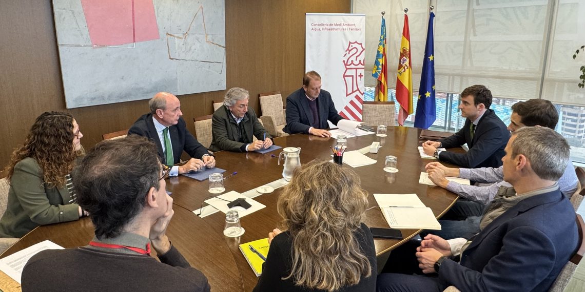 La Fundación Iberdrola España renueva el convenio para la reinserción del águila pescadora en la Comunidad Valenciana