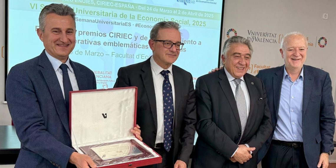Ciriec España reconoce a Anecoop por su compromiso académico y social