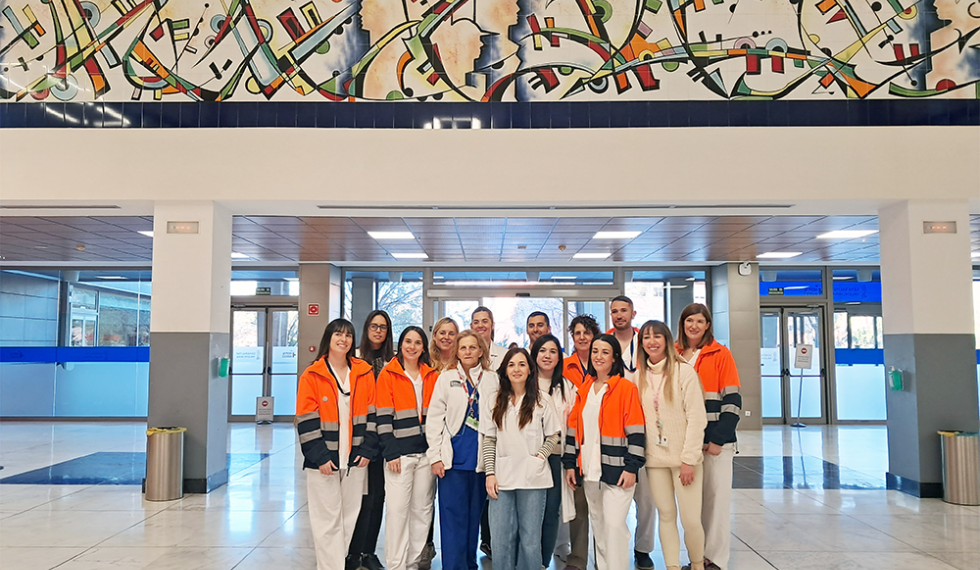 El departamento de Manises consolida su Unidad de Hospitalización Domiciliaria y lidera un proyecto de formación en residencias