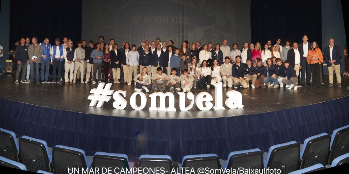 La Federació de Vela de la Comunitat Valenciana celebra la gran fiesta de la vela con 137 deportistas galardonados