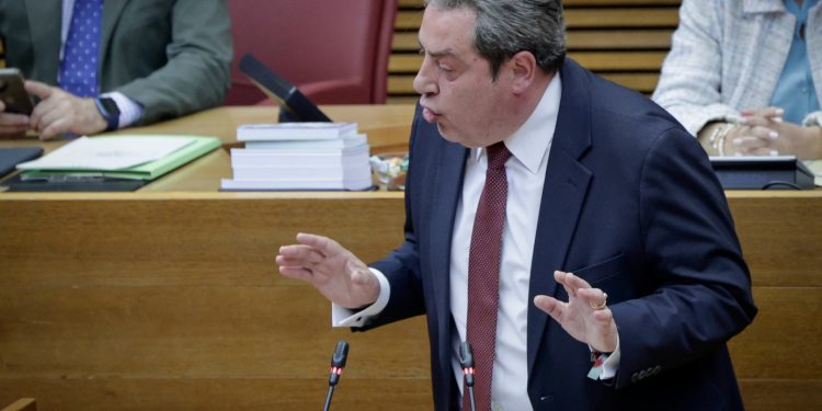 Llanos: “VOX supone, frente al oportunismo de unos, la lealtad con los valencianos; frente a la difamación, la verdad y frente al insulto, la concordia.”