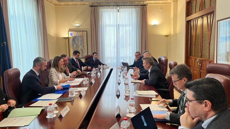 La Conselleria de Justicia y el TSJCV se reúnen para abordar las necesidades de creación de nuevas plazas judiciales y colaborar en la implantación de la nueva Ley Orgánica 1/2025