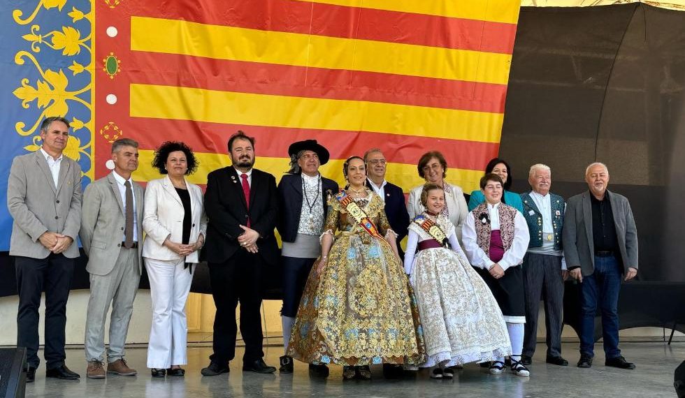 José Tárrega participa en los actos de las Fallas en el municipio mallorquín de Calvià