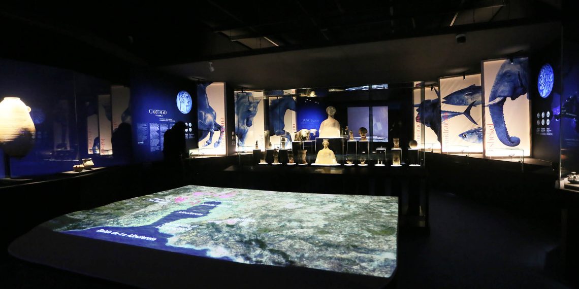 El MARQ amplía a septiembre la exposición ‘Ciudades de luz’, que ha recibido 19.000 visitas en tres meses