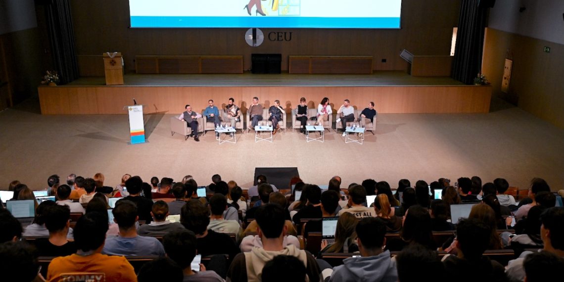 La CEU UCH reúne a especialistas y pacientes en una jornada interdisciplinar sobre el tratamiento de la Enfermedad Renal Crónica