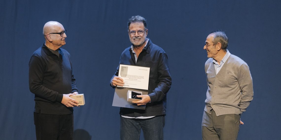 La Fundació del Disseny entrega la Distinción al Diseño Social al diseñador valenciano Manuel Bañó