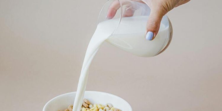 7 alimentos que parecen saludables pero arruinan tu dieta (y no lo sabías)