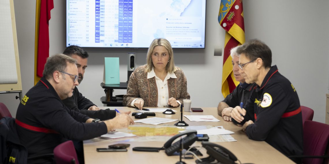 La Diputación de Castellón mantiene activos todos los parques de bomberos y la vigilancia en cauces y escalas de cauces