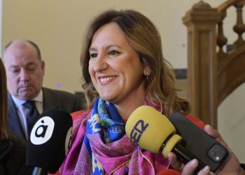 La alcaldesa lamenta la “falta de respeto institucional” del Ministerio de Transportes por no invitar al Ayuntamiento a la visita al canal de acceso ferroviario