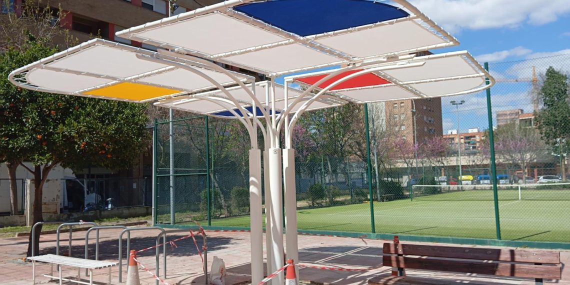La Fundación Deportiva instala 200 sombrajes en 29 instalaciones deportivas de la ciudad