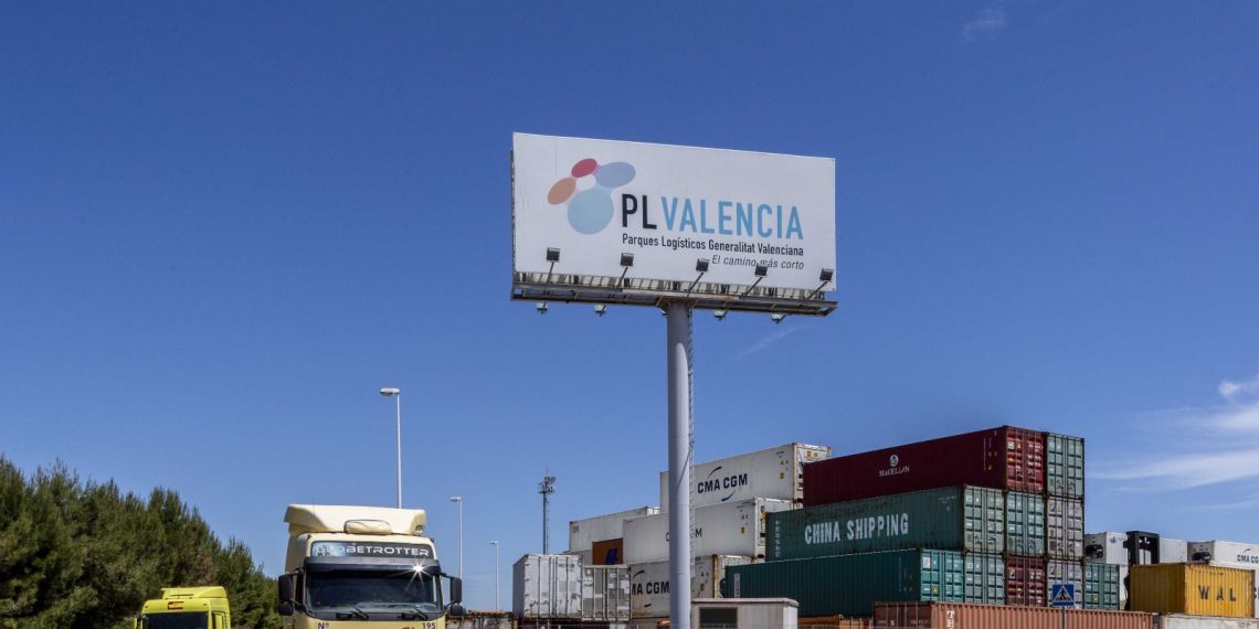 La Generalitat licita una parcela del Parque Logístico de Valencia