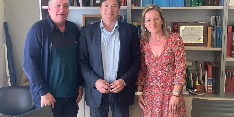 La Generalitat impulsa un plan para fomentar los deportes de montaña en municipios rurales como medida contra la despoblación