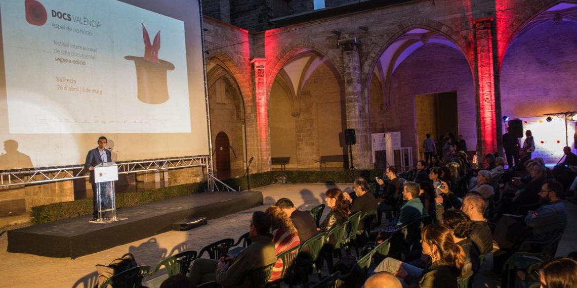 ‘Fragments’ convierte el Centre del Carme en una sala de cine para descubrir el cortometraje valenciano