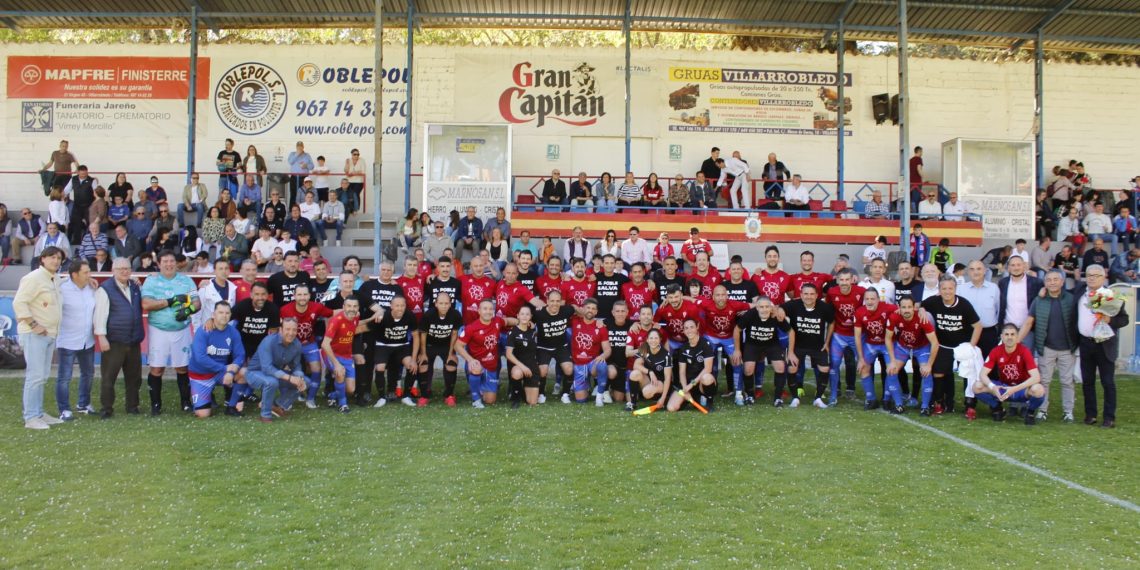 Las Leyendas del Valencia CF ganan el partido solidario de la DANA
