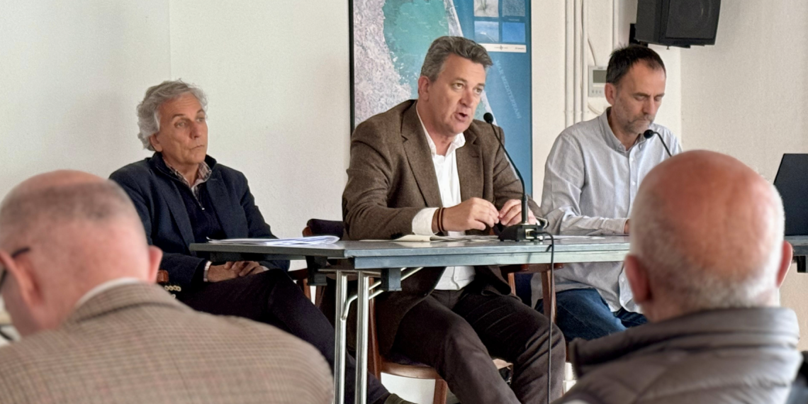 El I Pacto del Agua garantiza el futuro de l’Albufera con un acuerdo histórico entre instituciones y regantes
