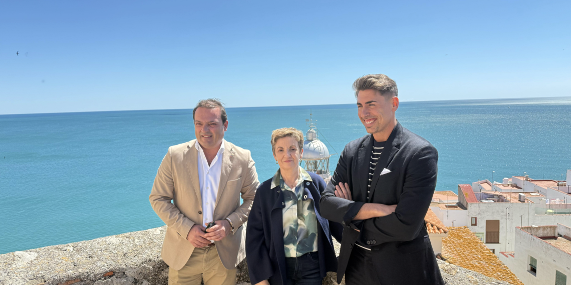 Peñíscola refuerza su proyección como plató natural de cine con el respaldo de la Generalitat