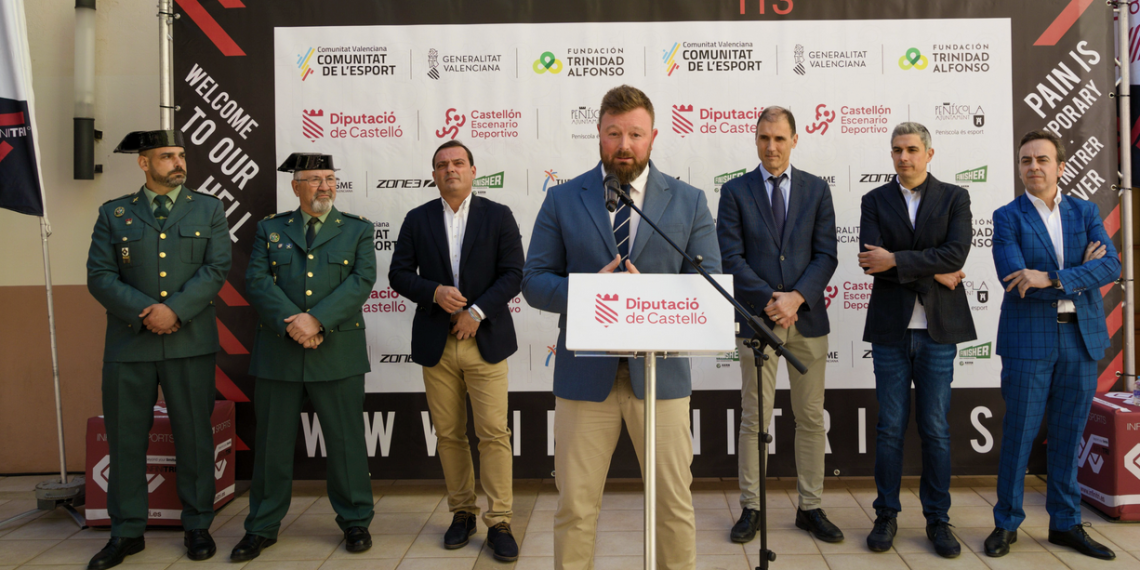 La Diputación de Castellón respalda el Infinitri 113 Triatlón Peñíscola que reunirá a más de 1.000 triatletas de 30 nacionalidades