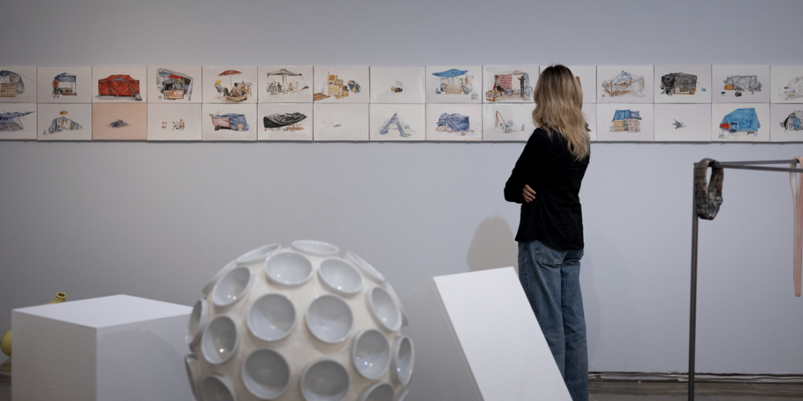 El Centre del Carme es pionero en España en la revisión de la cerámica contemporánea