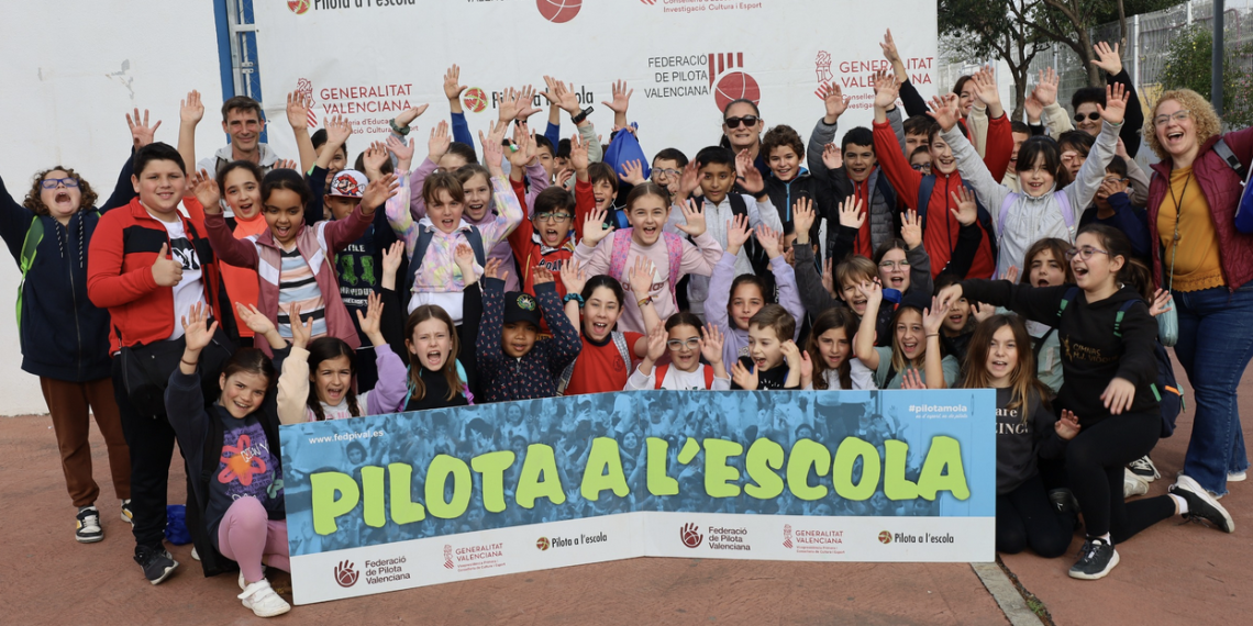 La Trobada de Pilota a l’Escola de Silla reuneix a més de 1.000 alumnes