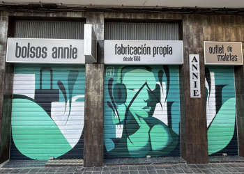 Russafa busca artistas y comercios para decorar las persianas en la segunda edición del Concurso de Arte Urbano
