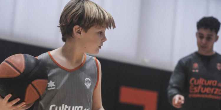 La Escuela de Pascua de L’Alqueria del Basket cuelga el cartel de completo