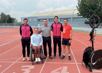 La medallista olímpica Eva Moral entrena en las instalaciones de Sagunto