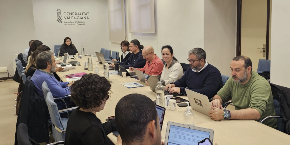 Nuevos programas de formación para alumnos con necesidades especiales graduados en ESO