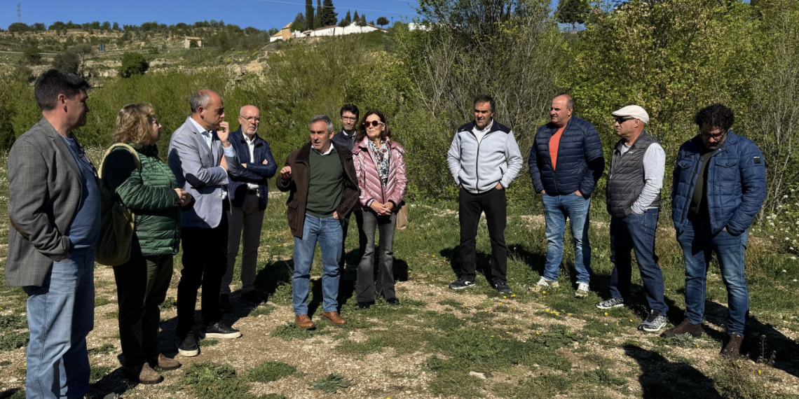 Agricultura presenta un plan para garantizar el suministro de agua en explotaciones ganaderas