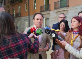 El GPP exige la dimisión de Pilar Bernabé por «mentir y manipular el dolor de las víctimas»