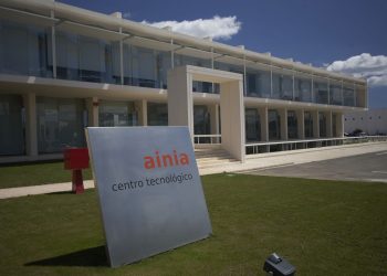 AINIA y ESIC colaboran para impulsar la transformación digital de las pymes industriales