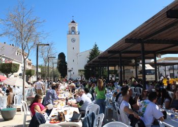 San Antonio de Benagéber reúne más de 2.000 personas en una Fiesta de la Segregación con un éxito sin precedentes