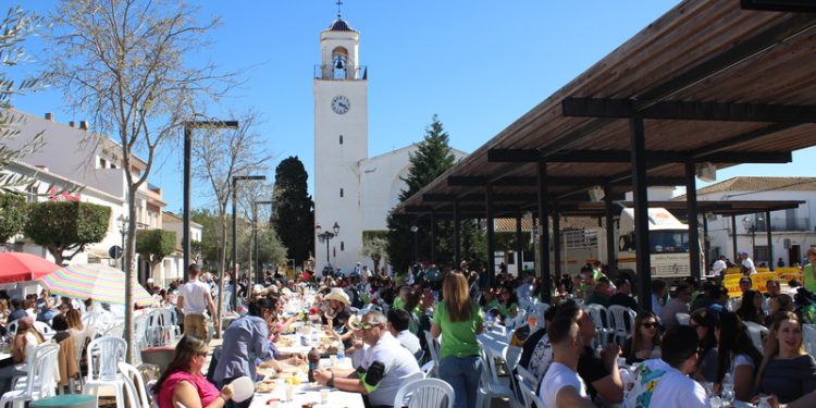 San Antonio de Benagéber reúne más de 2.000 personas en una Fiesta de la Segregación con un éxito sin precedentes