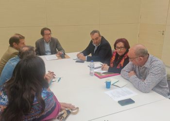 Vecinos de València exigen actuar ya contra los 4.500 pisos turísticos ilegales