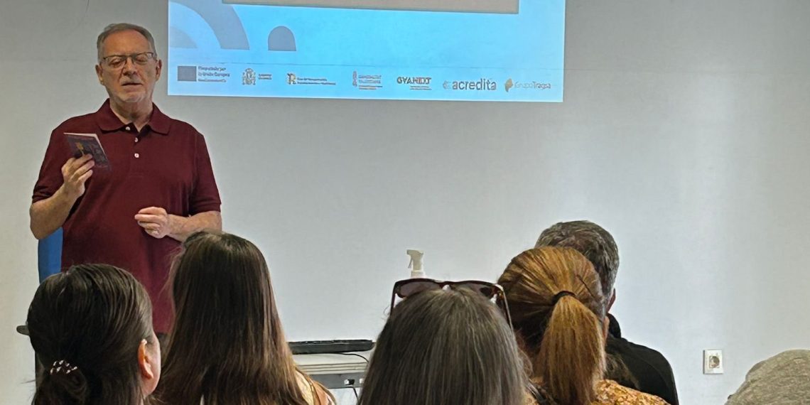Torrent da un paso firme hacia la dignificación laboral de las mujeres con el programa ‘ACREDITA’