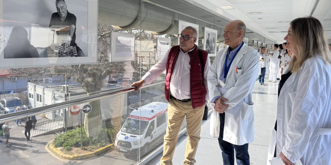 El Hospital Doctor Peset acoge la exposición ‘AIRES’ para visibilizar el día a día de pacientes con asma y EPOC
