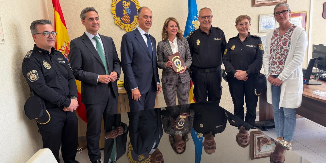 El conseller de Emergencias refuerza la coordinación con Castellón para mejorar la respuesta ante emergencias y la seguridad local