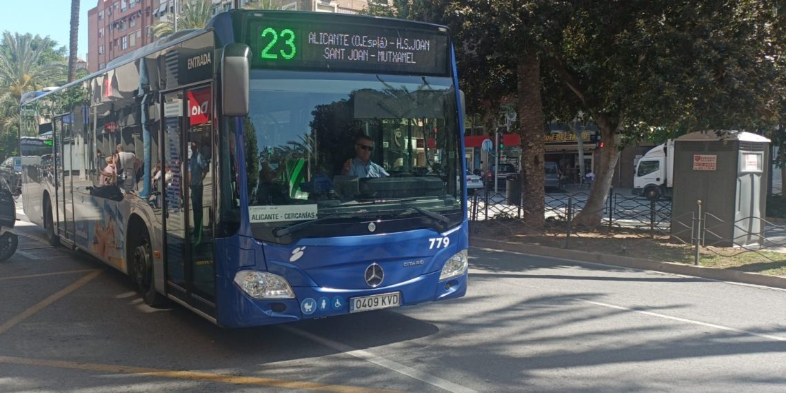 Alicante refuerza el TAM con más frecuencias desde el 1 de junio