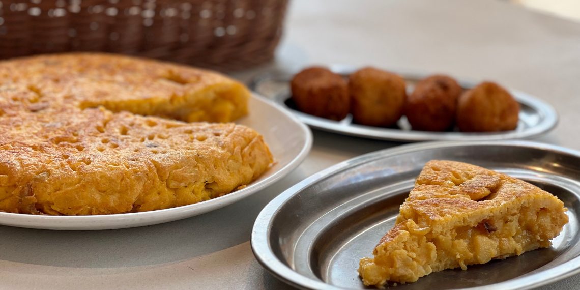 Las tortillas y croquetas de Adicto y Adicta, del Grupo Gastroadictos, estarán presentes en el Roig Arena