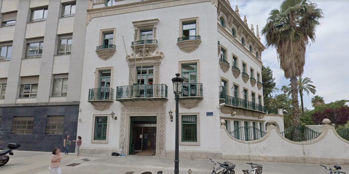 La Generalitat denuncia un recorte del 25 % en el Plan Corresponsables que pone en riesgo las escuelas de verano