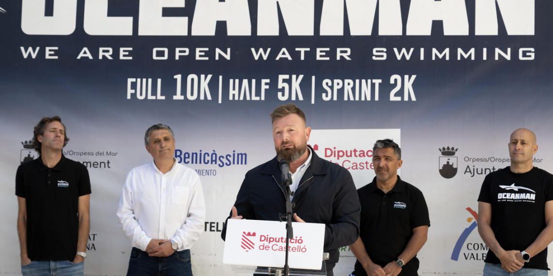Oceanman Costa Azahar, una prueba “dura y única” que potencia la imagen de Castellón como paraíso deportivo