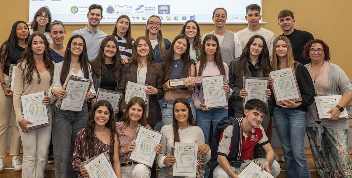 Más de cien escolares participan en un proyecto científico de búsqueda de nuevos antibióticos