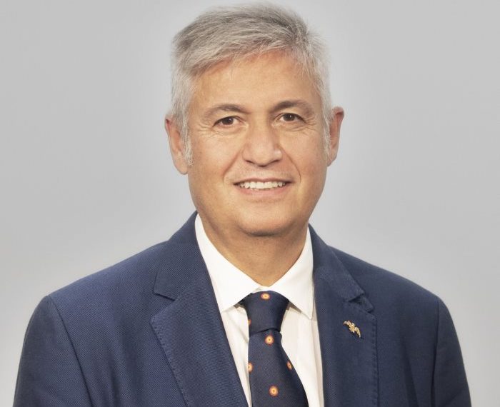 Lo Rat Penat recolza al seu president i exigix la reversió de la llei de creació de la AVL