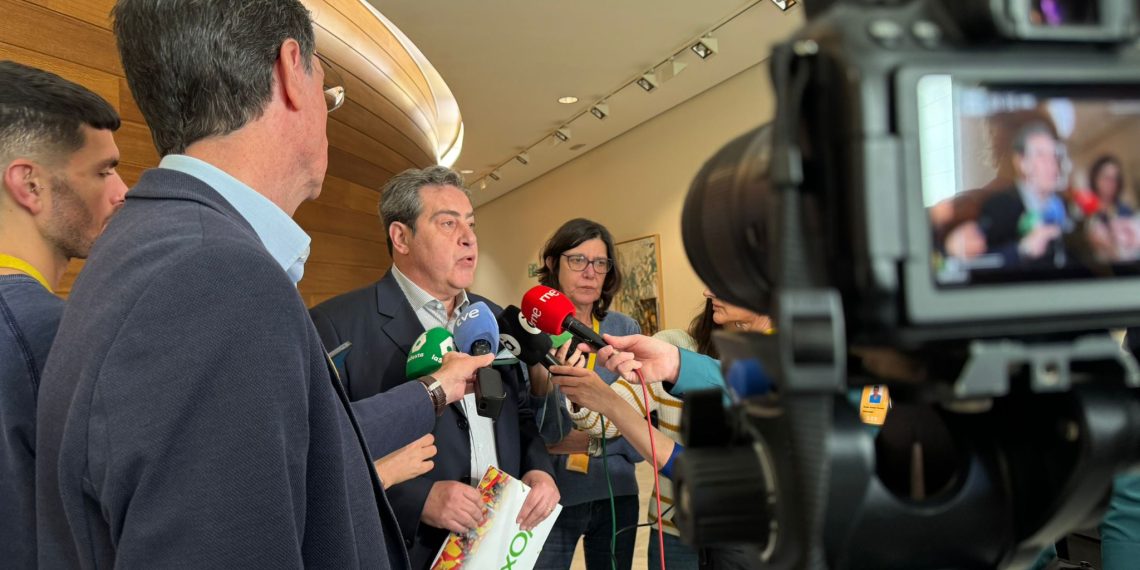 José María Llanos : “Compromís sigue con el teatro de siempre e intenta sacar rédito político de la tragedia de la riada”