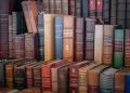 Educación convoca los premios 2025 para promover el uso del valenciano en los libros de Hogueras y Moros y Cristianos