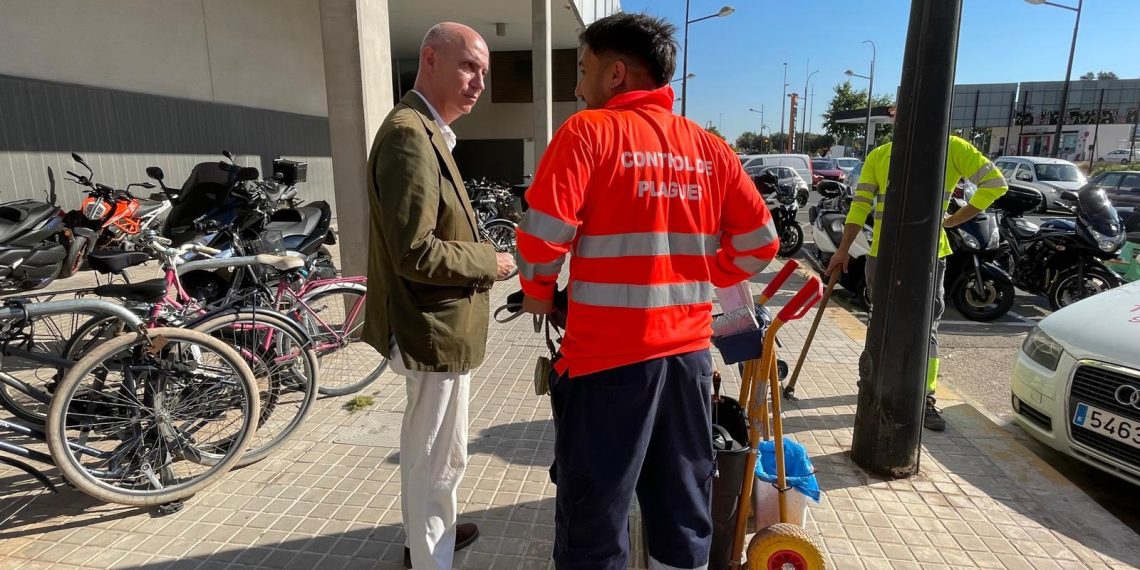 Valencia actúa en el control de plagas