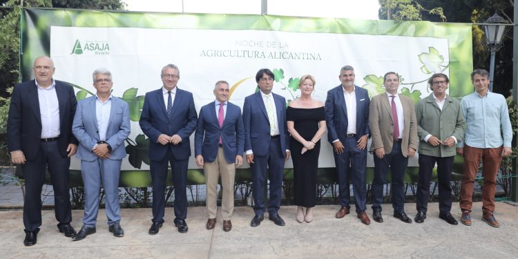 Toni Pérez alerta de que la falta de agua en Alicante es un problema para toda España