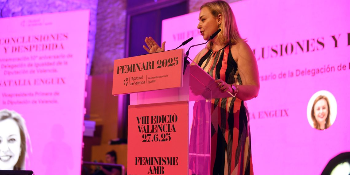Enguix clausura el VIII Feminario con un firme compromiso institucional y una defensa del feminismo frente al discurso queer
