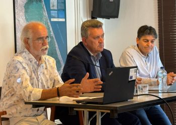 Martínez Mus asegura que la Generalitat trabaja para lograr la incorporación de l’Albufera reserva de la biosfera