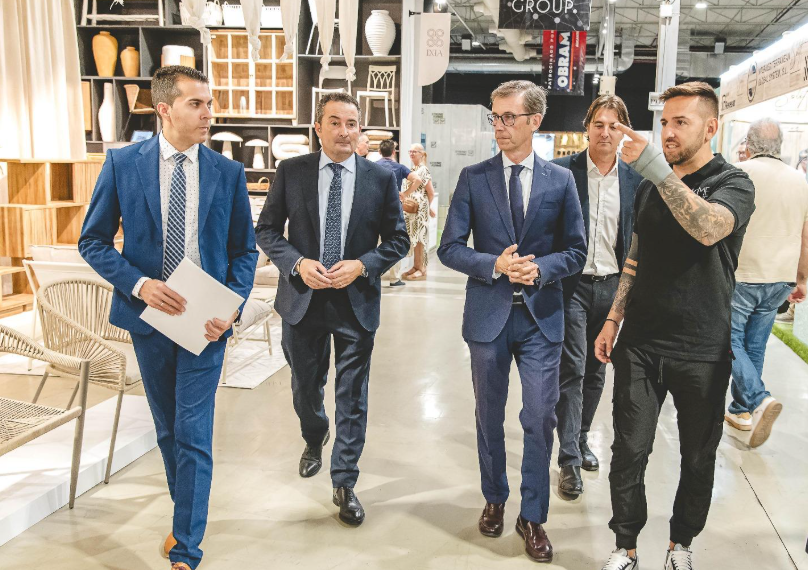 La Generalitat impulsa la construcción industrializada como modelo de futuro en el sector de la vivienda