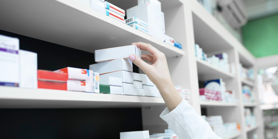 Gómez denuncia la falta del FLA extraordinario y garantiza el pago a las farmacias “en cuanto lleguen los fondos”